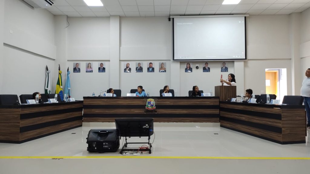 Programa Vereador Mirim: Câmara Mirim realiza 4ª (quarta) Sessão Ordinária de 2024