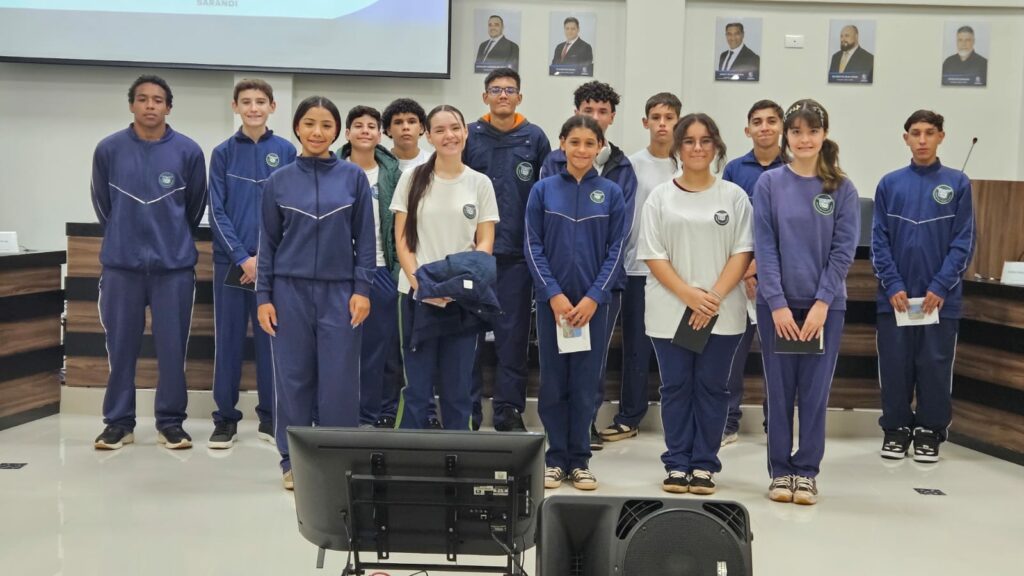 Câmara de Sarandi recebe candidatos ao cargo de vereador jovem
